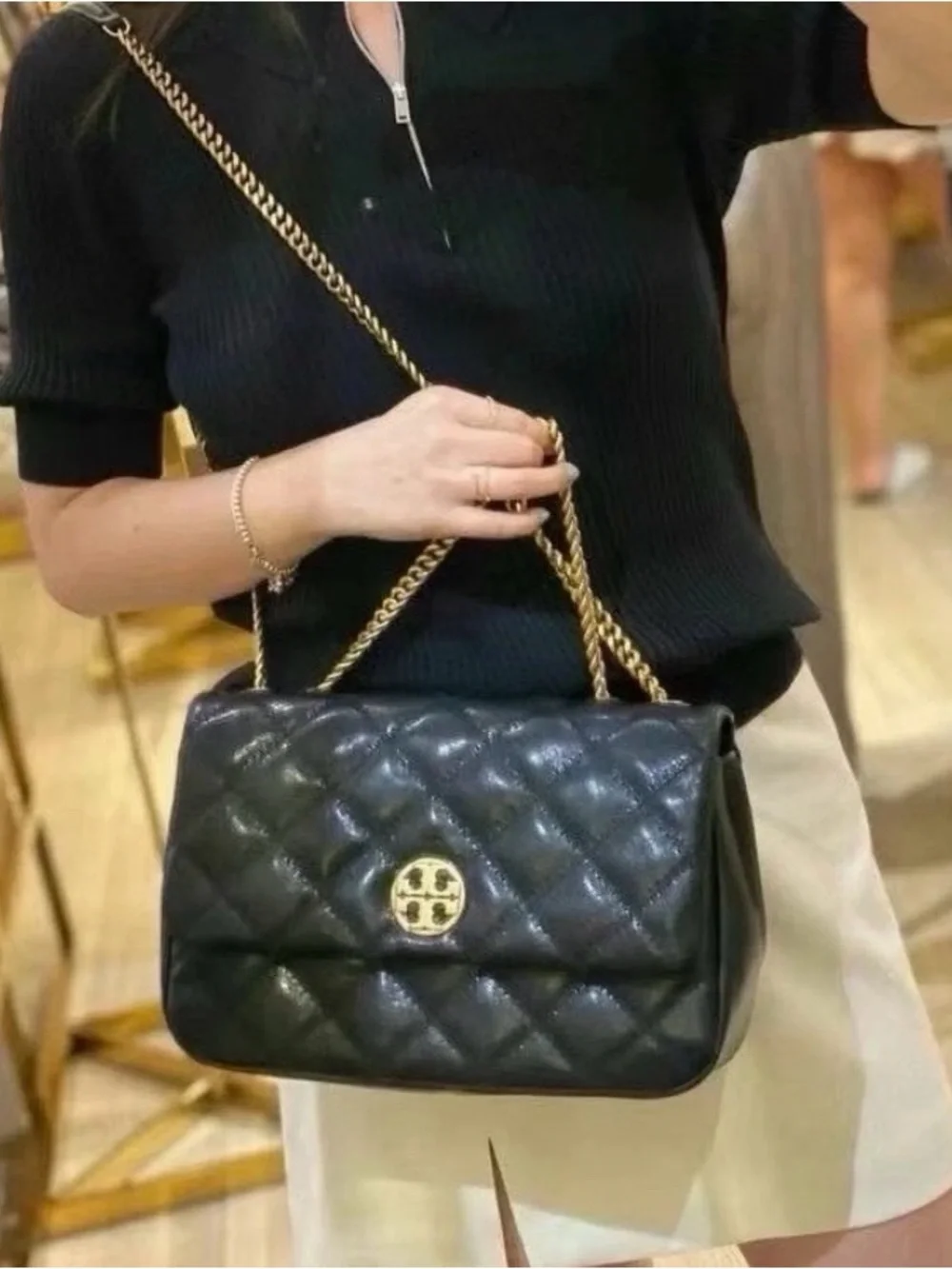 NWT Tory Burch 148244 Willa Flap Adjustable Shoulder Bag Quilted Leather Black